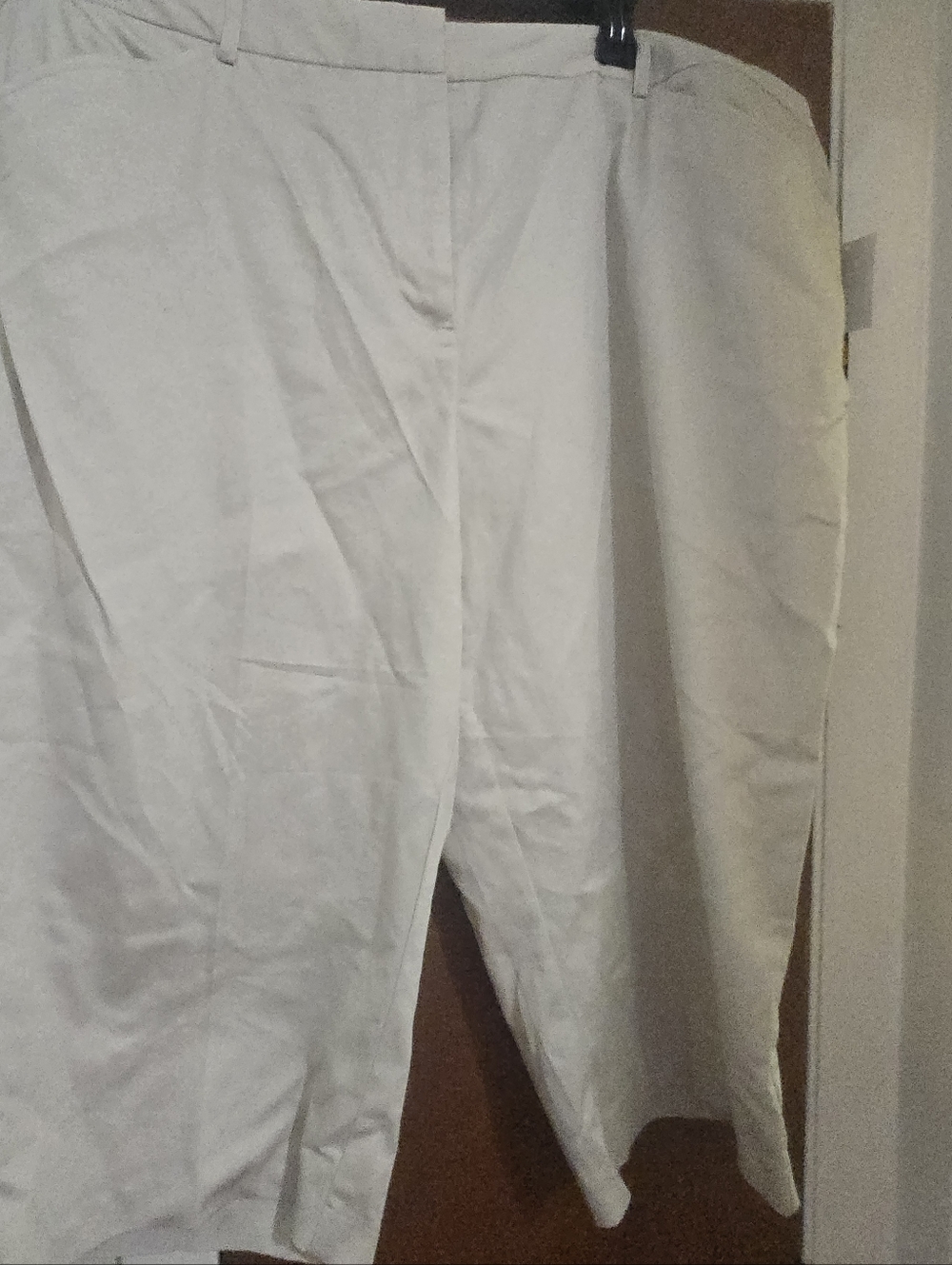 Classic Khaki Women's Crop Pants